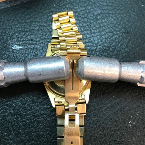 adjusting rolex clasp|Rolex deployment clasp.